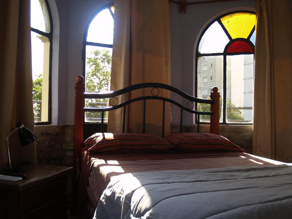 Una Noche Más B&B Montevideo Zimmer foto