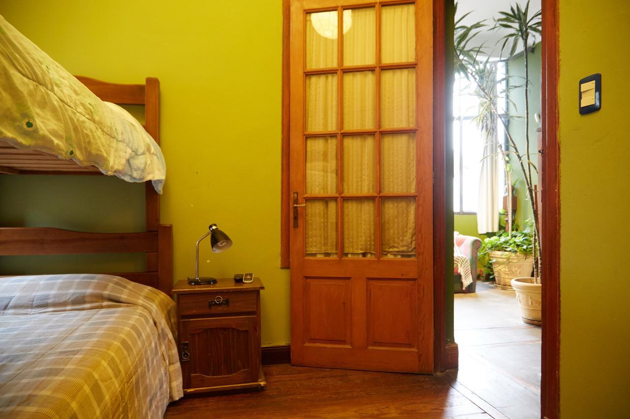 Una Noche Más B&B Montevideo Exterior foto